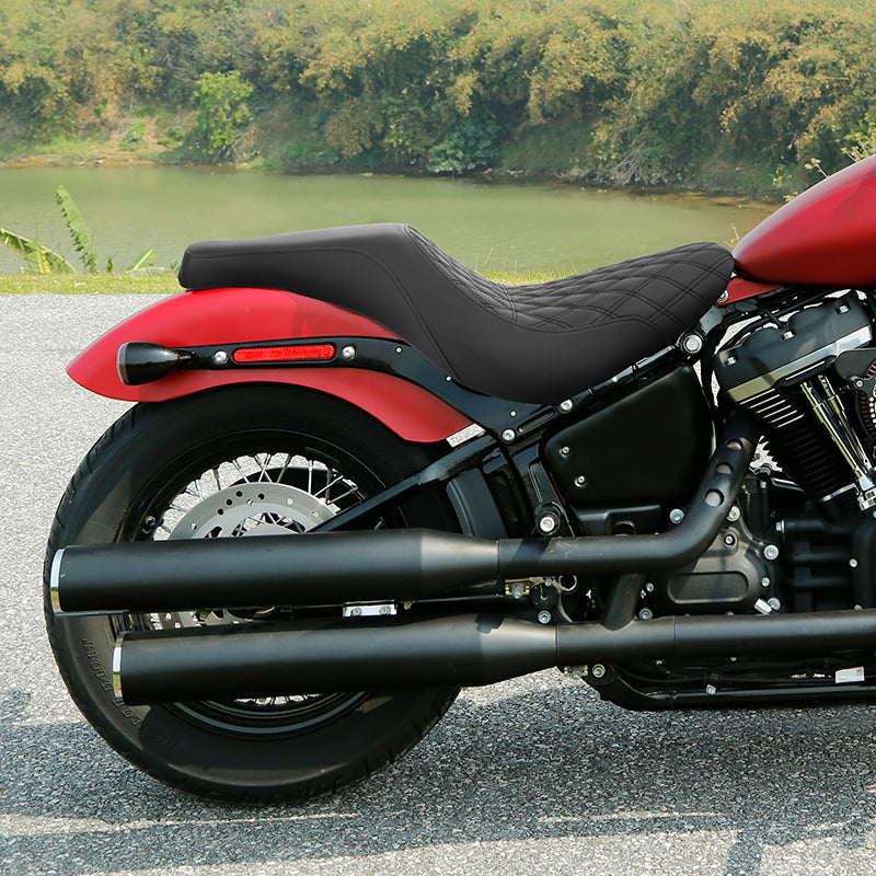 C.C. RIDER Softail Seat 2 up Double Diamond Stitch Driver And Passenger Seat Street Bob 114 FXBB 2018-2025