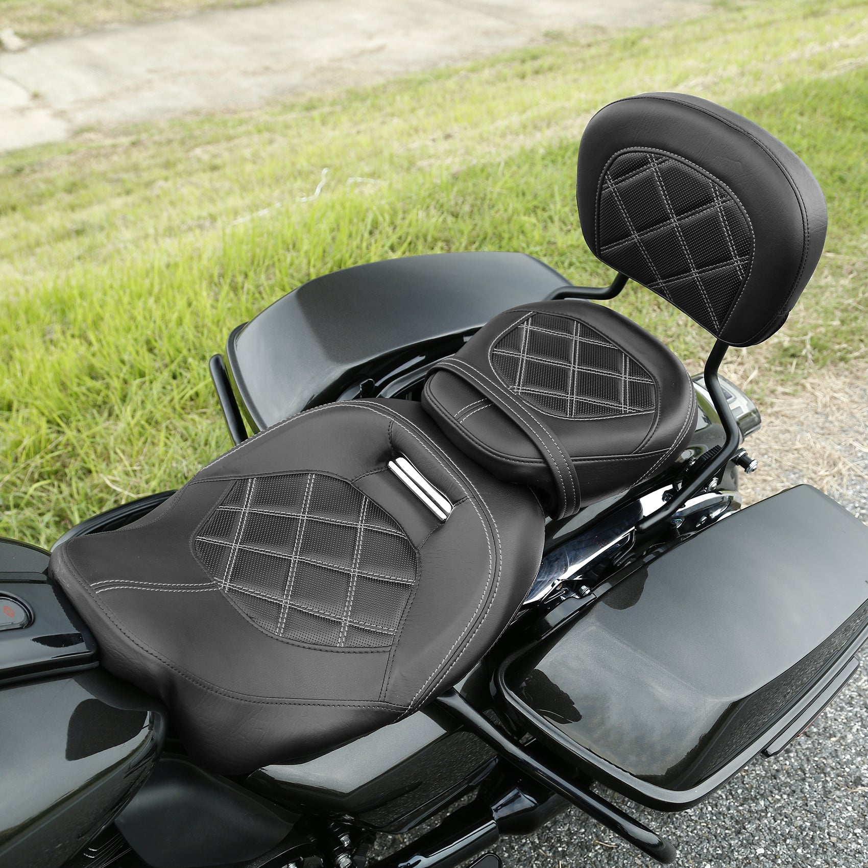 C.C. RIDER Touring Seat + Passenger Backrest Pad Bundle Black White For Harley Touring Road Glide Street Glide Road King, 2009-2023