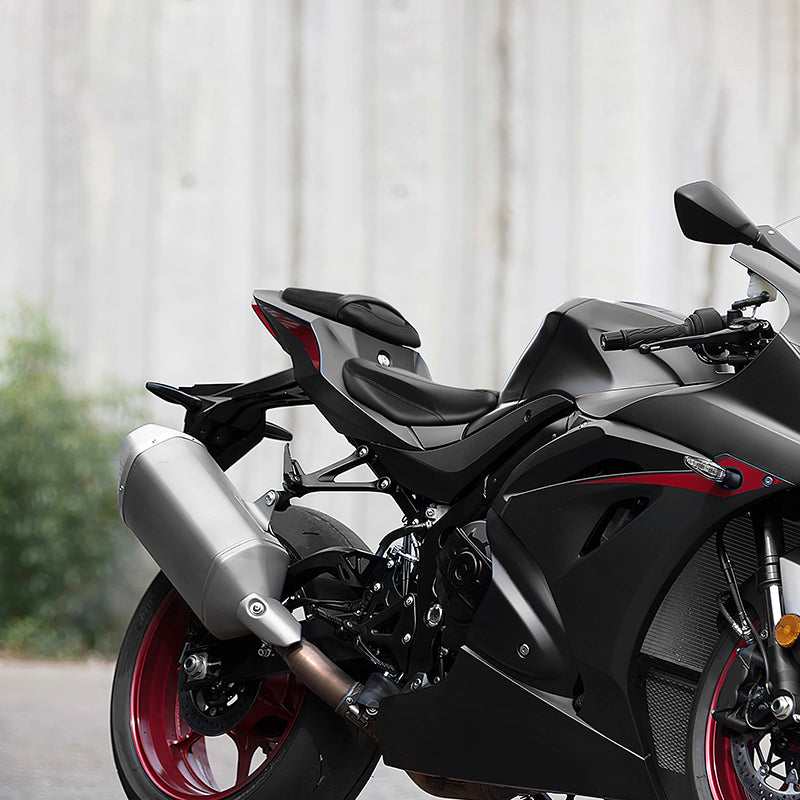 C.C. RIDER GSXR1000 Front And Rear Seat With Black Trimming For SUZUKI GSX-R1000, 2017-2024