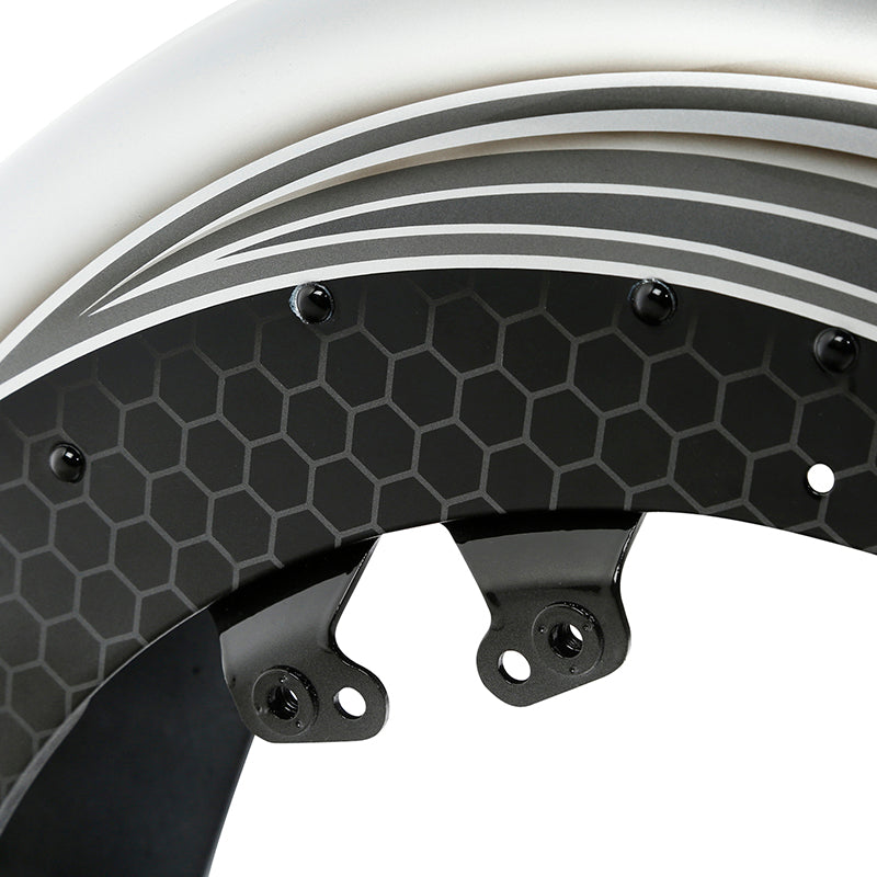 HR3 Silver / Black Honeycomb Fade Motorcycle 18" Front Mudguard Fender (can be installed with lighting) For Harley Touring Electra Glide Ultra Limited Tri Glide 14-23