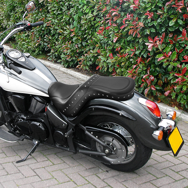 C.C. RIDER VN900 Vulcan Classic One Piece Seat Standard Driver Passenger Seat Studs Trimming For Kawasaki Vulcan Classic, 2006-2025