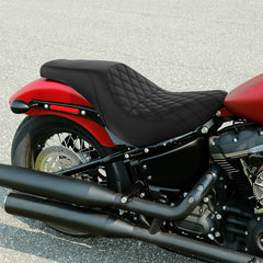C.C. RIDER Softail Seat 2 up Double Diamond Stitch Driver And Passenger Seat Street Bob 114 FXBB 2018-2025